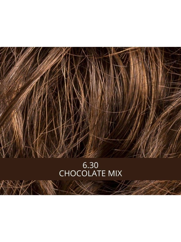 Perruque Turn Mono Part : coupe courte bouclée, volume naturel, effet rooted (racines foncées) ou mix (balayage).