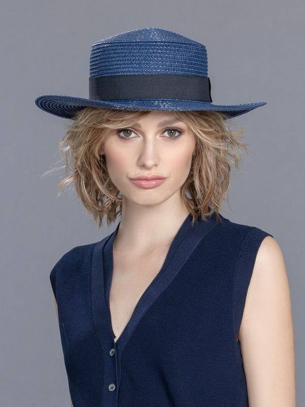 Chapeau canotier femme Venice en paille aérée, ruban noir, couleurs nature, noir ou bleu marine – protection solaire légère.