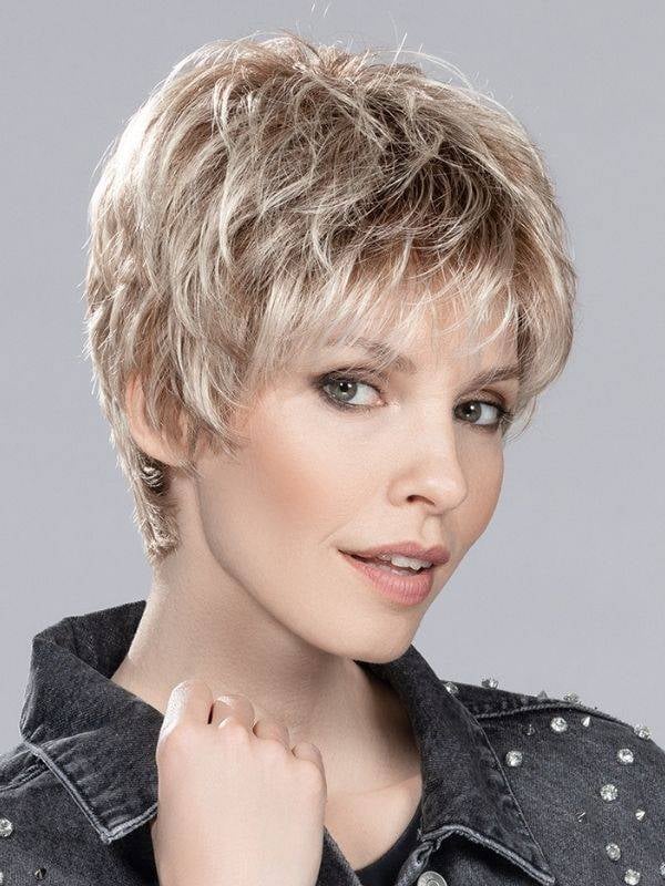 Perruque Bo Mono courte : style chic et sportif, effet naturel rooted ou mix, discrète et confortable