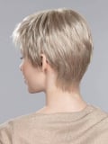 Perruque Ginger Small Hair Power petite taille 53-54 cm : coupe courte classique avec frange effilée et tulle cinéma discret