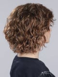 Perruque Girl Mono Large Mono Part Ellen Wille : carré mi-long bouclé, taille 58–60 cm, look naturel et confortable