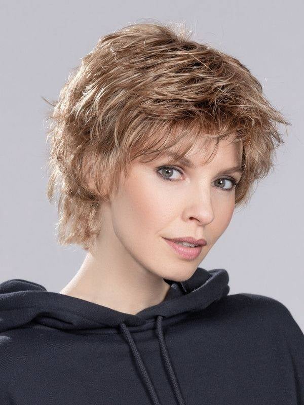 Perruque Keira : pointes effilées, volume et mouvement, effet rooted (racines) ou mix (balayage) pour un look naturel