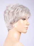 Perruque Zizi Hair Power – coupe courte élégante, effet naturel rooted/mix, bonnet léger et confortable