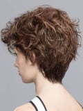 Perruque Show Ellen Wille : coupe courte asymétrique, ondulations légères, bordure invisible, rendu naturel et discret.