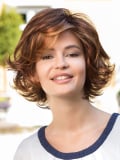 Perruque Tonia Lace Gisela Mayer : dégradé ondulé, effet naturel et volume, coiffage facile pour un look dynamique et tendance.