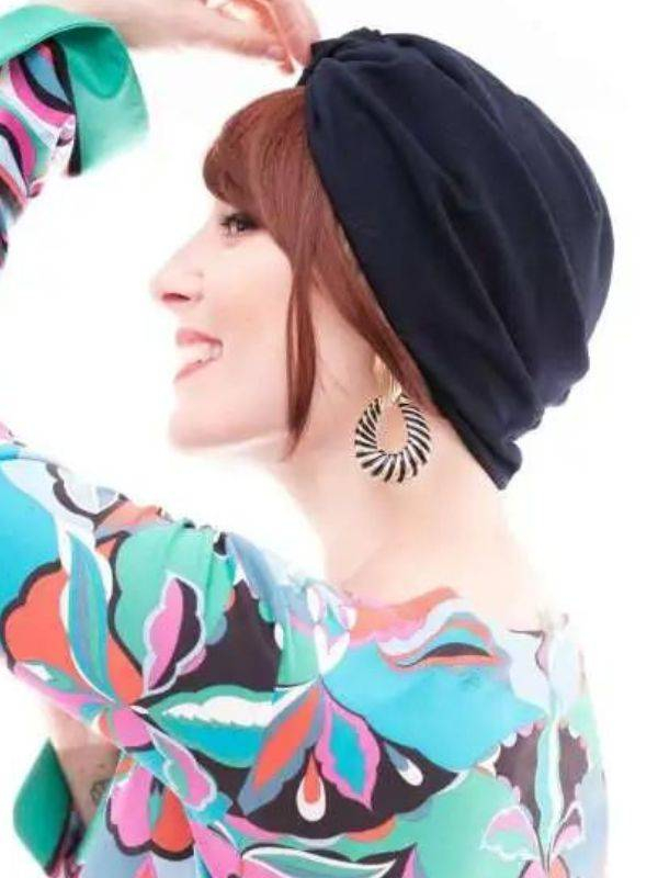 Bonnet Cross — turban sans coutures, coloris élégants, taille unique 52–58. Essayez-le !