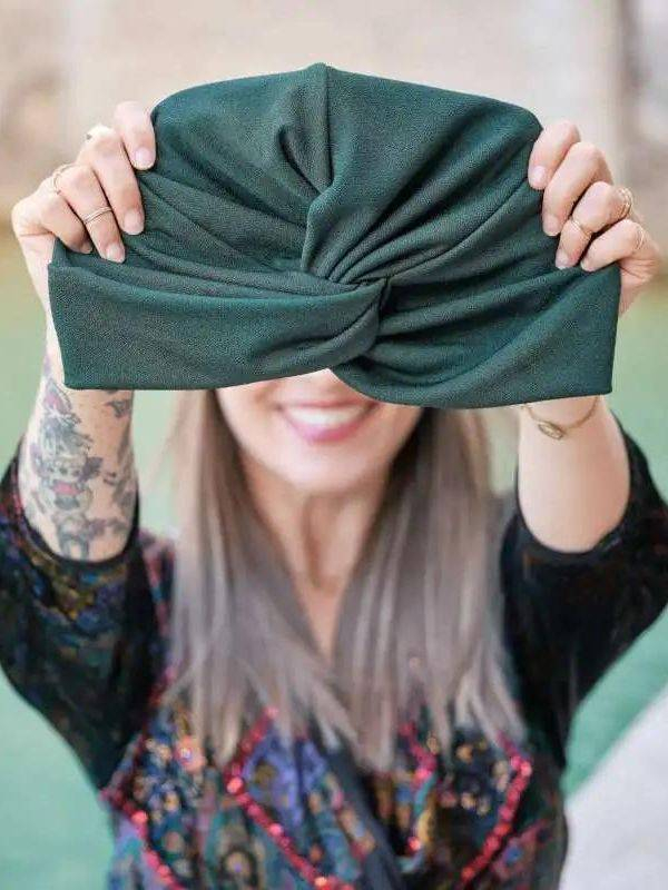 Bonnet Cross — turban sans coutures, coloris élégants, taille unique 52–58. Essayez-le !