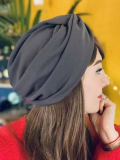 Bonnet Cross — turban sans coutures, coloris élégants, taille unique 52–58. Essayez-le !