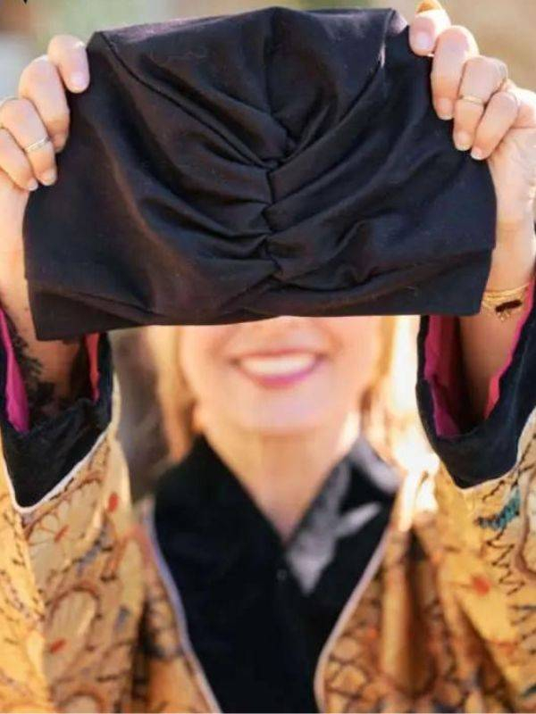 Bonnet Toutan en coton jersey, OEKO-TEX SPF40+ — Crédit photo Ilan Dehé