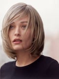 Perruque Alice, mi-longue lisse, frange effilée, fibre NJ, technologie ANTIGLISSE