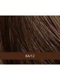 Perruque Frimousse NJ Création : coupe courte plongeante effilée, bordure tulle discrète, fibre synthétique NJ et maintien Antig