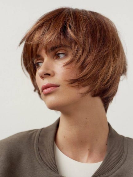 Admirez Voyage - perruque carré court NJ Création, frange effilée, bordure tulle, antiglisse