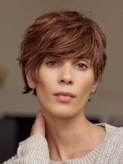 Perruque Diana courte 100% Rémy Hair avec tulle frontale et technologie ANTIGLISSE