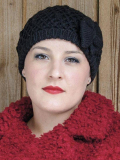 Béret femme Sofia MM Paris en tricot acrylique doux avec fleur, idéal pour l’hiver