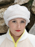 Casquette Judy MM Paris en fausse fourrure douce et chaude, coloris élégants