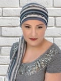 Bandeau Diva MM Paris en polyester, à nouer pour accessoiriser un turban et ajouter un volume chic (porté sur turban Lola).