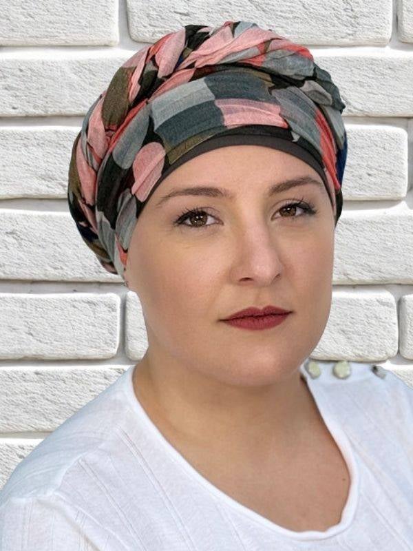 Foulard Hippie MM Paris en viscose, couleurs vives et motifs, léger et facile à nouer pour sublimer vos looks