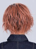 Perruque Cookie Mono Part Ellen Wille : mi-long wavy asymétrique, bordure frontale invisible et Cool Pads respirants