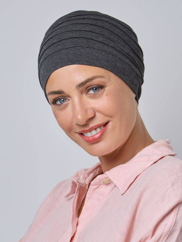 Turban Passy NJ Création : turban léger en bambou, viscose et coton bio, plis effet volume, confortable et anti-transpirant.