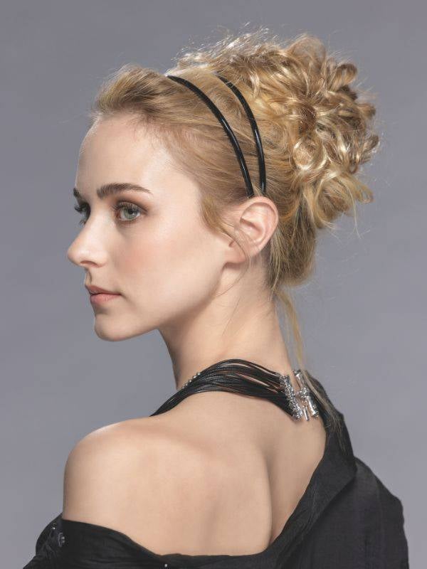 Chouchou élastique bouclé Gin 8-15 cm : volume naturel, pose rapide et maintien confortable pour un look glamour.