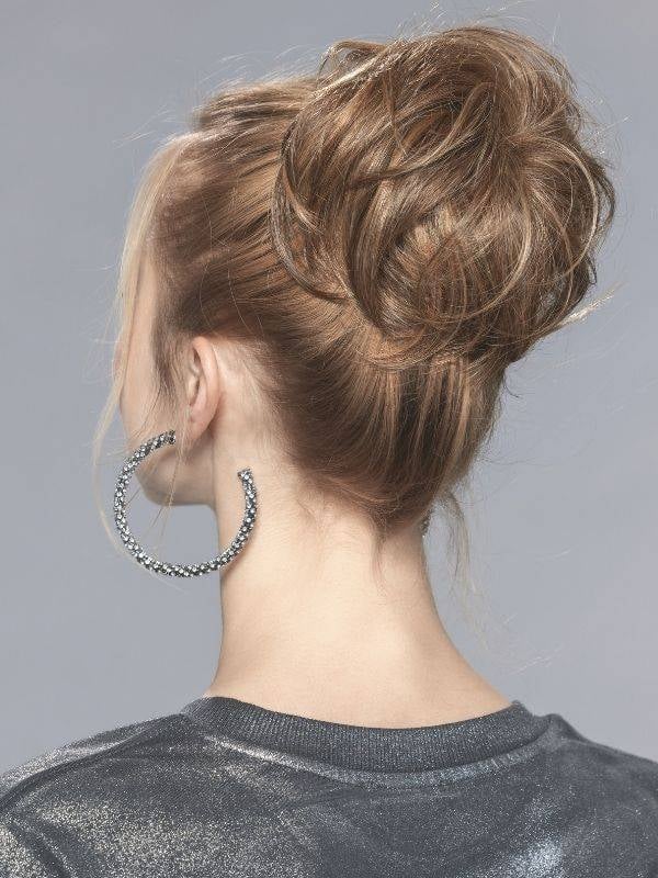 Chignon postiche Cassis Ellen Wille : base 13 cm, cheveux 10-12 cm, fibre synthétique thermo résistante à la chaleur