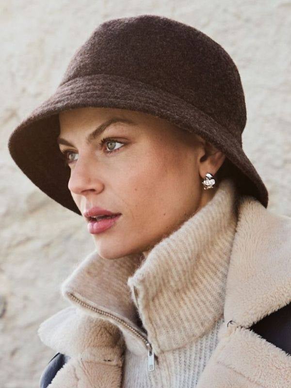 Découvrez le Chapeau Laine - laine & cachemire, chaud et doux, coloris intemporels