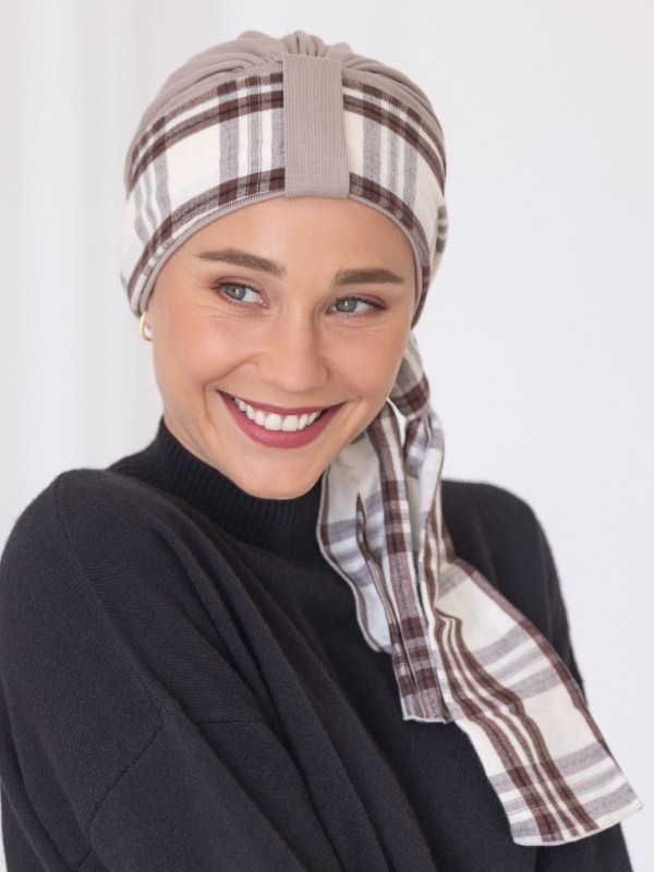 Turban Mirabeau NJ Création en viscose, élasthanne et coton, confortable et discret pour camoufler l’alopécie.