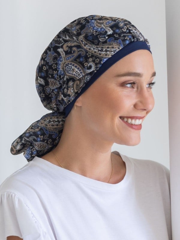 Turban chimio Etoile NJ Création avec long voile à nouer pour un style élégant, léger et modulable