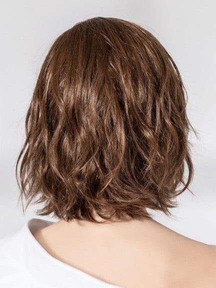 Adoptez la Perruque Esprit Soft — ondulations naturelles, bordure invisible et confort médical