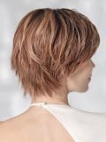 Perruque Avenue Soft Ellen Wille : coupe courte effilée, tulle frontal extra-long, fibre Air Lite résistante à la chaleur