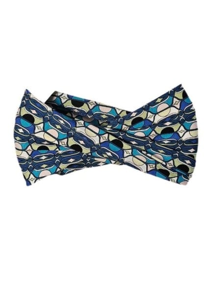 Bandeau Zoye Gisela Mayer en viscose douce, porté sur le bonnet Cap Nele Blue (réf. B-305).