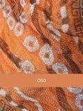 Foulard Ughet MM Paris : turban en coton déjà noué, motif fleuri, confortable et léger, idéal pendant la chimiothérapie.