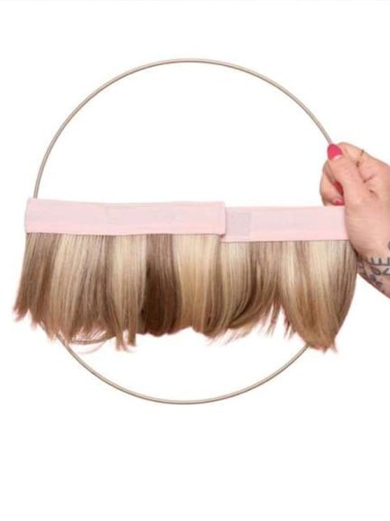 Couronne de cheveux complète courte Les Franjynes, maintien ajustable et rendu naturel
