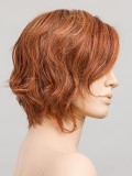 Perruque Cookie Mono Part Ellen Wille : mi-long wavy asymétrique, bordure frontale invisible et Cool Pads respirants