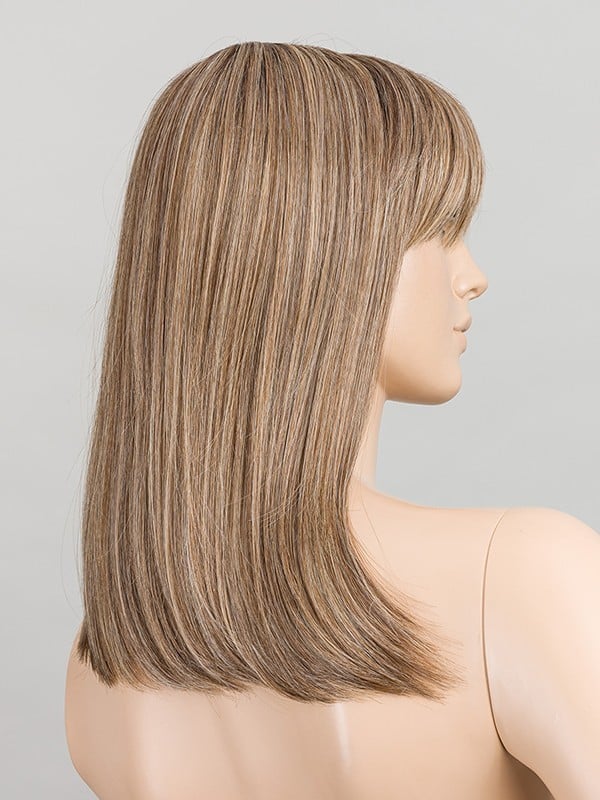 Perruque Jacky Ellen Wille Perucci : coupe lisse et droite, frange épaisse, fibre synthétique thermoformable jusqu’à 130°C