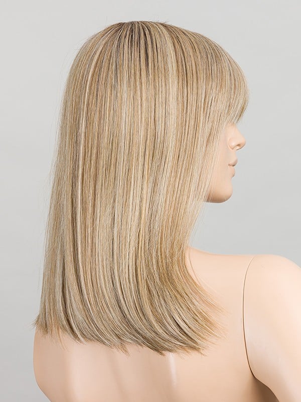 Perruque Jacky Ellen Wille Perucci : coupe lisse et droite, frange épaisse, fibre synthétique thermoformable jusqu’à 130°C