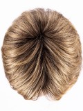 Perruque Club 10 rooted mix : volume à l’arrière, effet racines foncées et balayage de mèches, style coiffé-décoiffé
