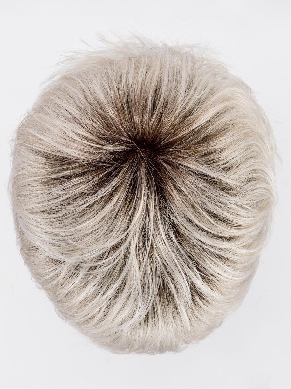 Perruque Club 10 rooted mix : volume à l’arrière, effet racines foncées et balayage de mèches, style coiffé-décoiffé