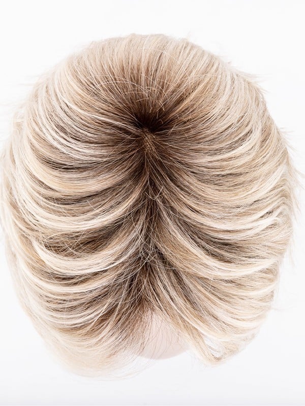 Perruque Ellen Wille Cover Mono Part : coupe courte asymétrique, fibre thermo 130°C, bordure frontale invisible extra-longue.
