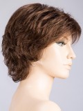 Perruque Daily ondulée : volume léger, effet rooted (racines foncées) ou mix (balayage), confort naturel pour tous les jours