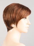 Perruque Fenja Mono Part Ellen Wille : coupe courte moderne, frange asymétrique, effet rooted/mix pour un rendu naturel
