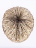 Perruque Foxy Small courte dégradée et effilée, effet racines foncées et mèches balayées, pour petit tour de tête 48-54 cm.