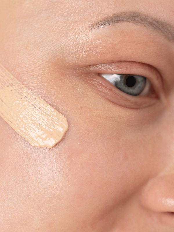 BB Crème MÊME 30ml : fini naturel, couvre rougeurs et imperfections, hydrate les peaux sensibles et fragilisées.