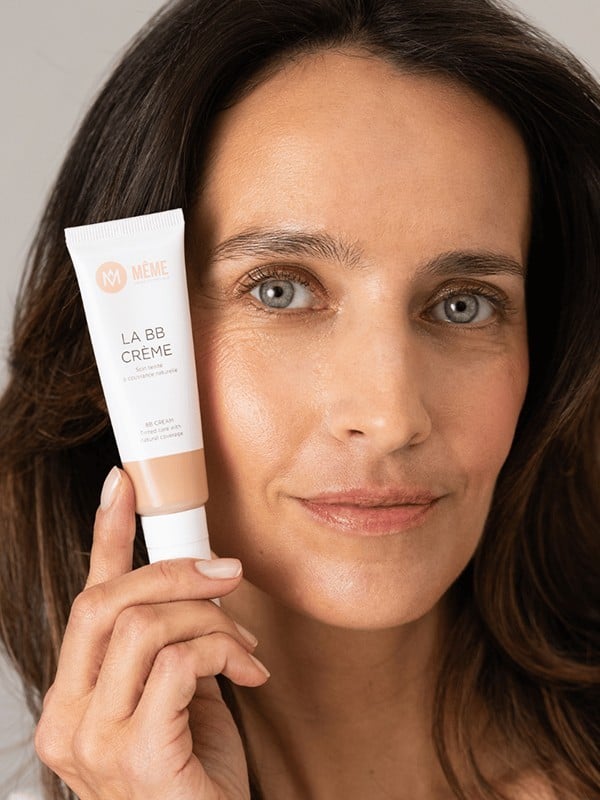 BB Crème MÊME 30ml : fini naturel, couvre rougeurs et imperfections, hydrate les peaux sensibles et fragilisées.