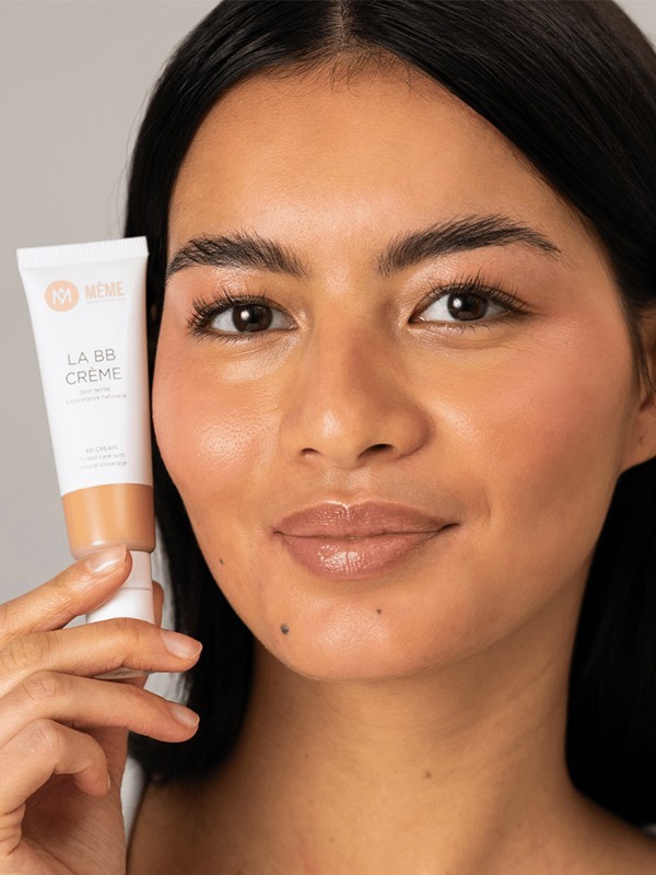 BB Crème MÊME 30ml : fini naturel, couvre rougeurs et imperfections, hydrate les peaux sensibles et fragilisées.