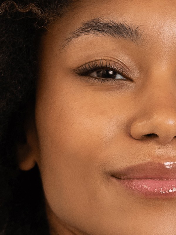 BB Crème MÊME 30ml : fini naturel, couvre rougeurs et imperfections, hydrate les peaux sensibles et fragilisées.