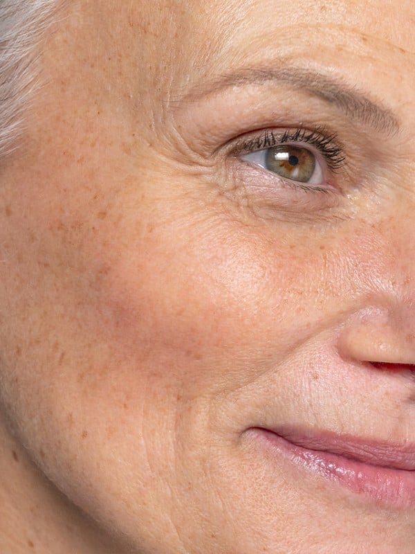 Feutre sourcils poil à poil MÊME - Waterproof, 3 pochoirs, teinte modulable