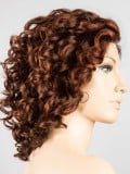 Perruque Jamila Plus Ellen Wille : mi-longue bouclée, volume naturel, effet rooted (racines foncées) ou mix (balayage)