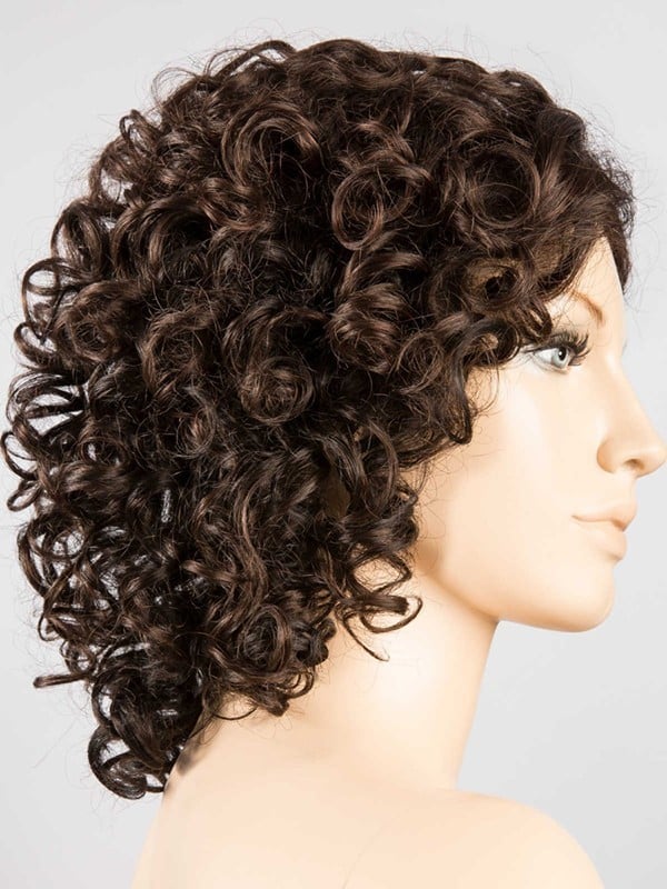 Perruque Jamila Plus Ellen Wille : mi-longue bouclée, volume naturel, effet rooted (racines foncées) ou mix (balayage)