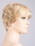 Perruque Light Mono Ellen Wille courte : coupe classique, frange légère, nuque longue, effet rooted/mix pour un look naturel